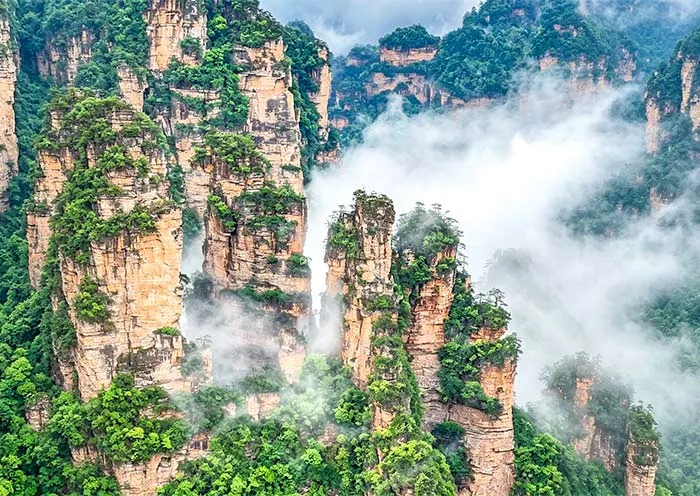 张家界自然:峰林与山谷